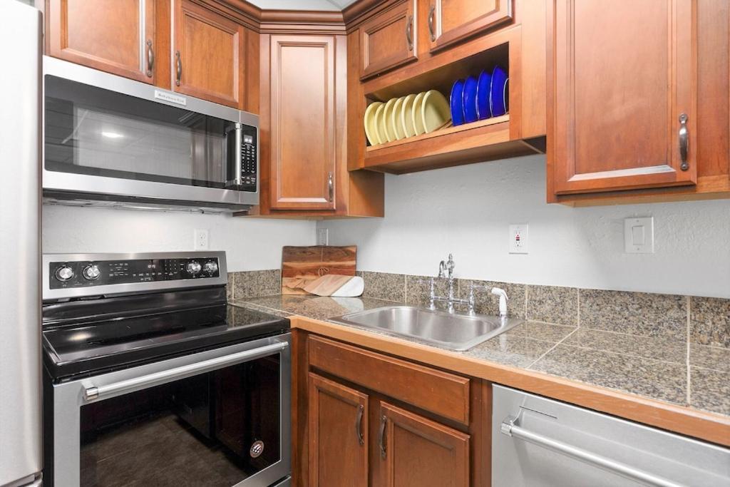 Ocean Front Penthouse Suite Panoramic Views Of Gulf,Pensacola Beach,Pier, & Bay Exterior photo
